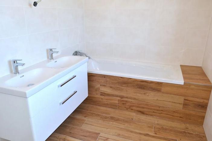 Pronájem rodinného domu, Jenišov, Slunná, 117 m2