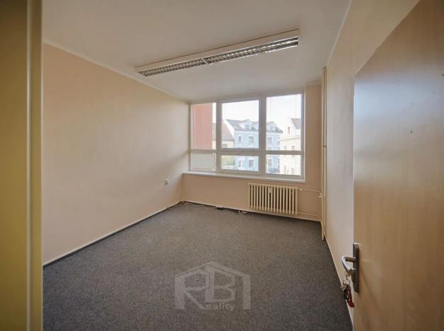 Pronájem kanceláře, Jindřichův Hradec, Pravdova, 12 m2