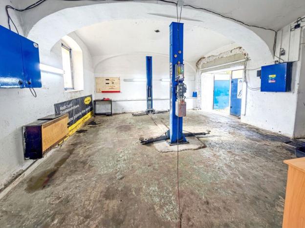 Pronájem výrobních prostor, Pardubice - Zelené Předměstí, Jana Palacha, 211 m2