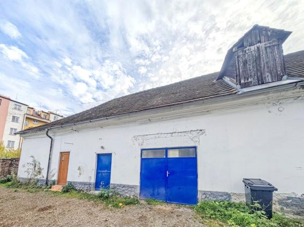 Pronájem výrobních prostor, Pardubice - Zelené Předměstí, Jana Palacha, 211 m2