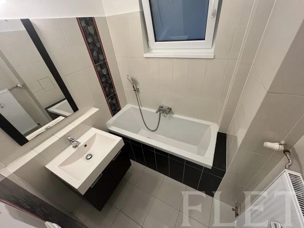 Pronájem bytu 3+kk, Praha - Podolí, Dvorecké náměstí, 93 m2