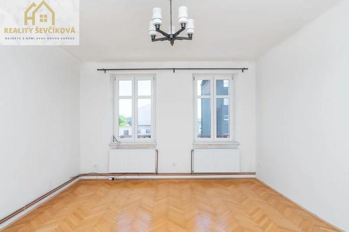 Prodej bytu 2+1, Hradec Králové, Pospíšilova, 69 m2