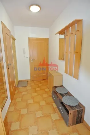 Pronájem bytu 2+kk, Praha - Šeberov, Musilova, 47 m2