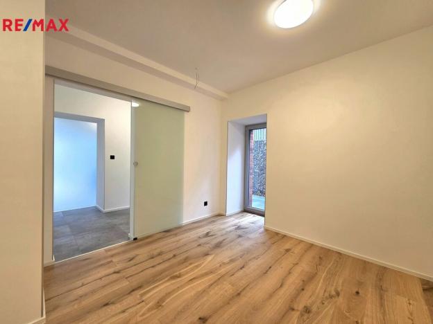 Pronájem bytu 2+kk, Všenory, Ke Hřbitovu, 78 m2