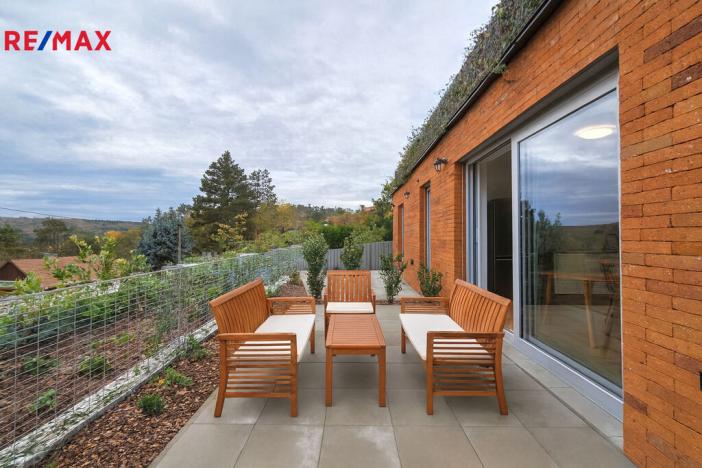 Pronájem bytu 2+kk, Všenory, Ke Hřbitovu, 101 m2