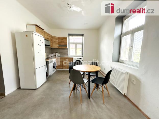 Pronájem bytu 2+1, Děčín - Děčín III-Staré Město, Zelená, 68 m2