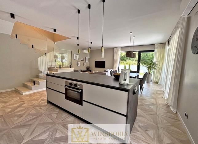 Prodej rodinného domu, Mošćenička Draga,Chorvatsko, 162 m2