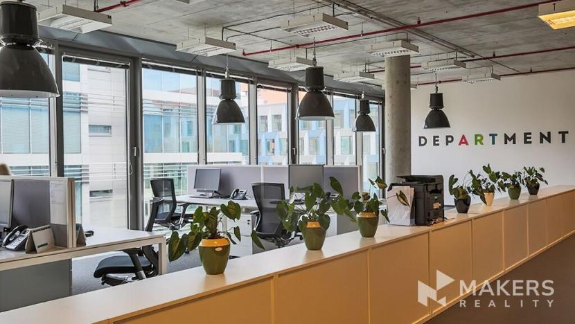 Pronájem kanceláře, Praha - Holešovice, Jankovcova, 603 m2