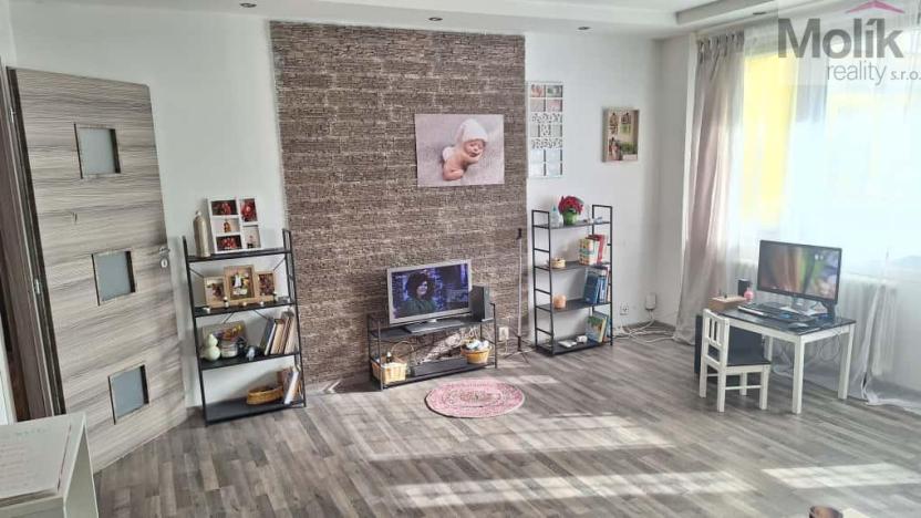 Prodej bytu 4+1, Teplice - Prosetice, Na konečné, 82 m2