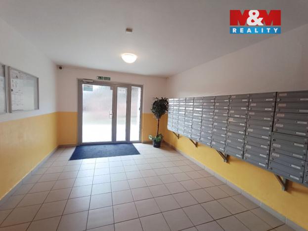 Pronájem bytu 1+1, Ústí nad Labem - Krásné Březno, Rozcestí, 41 m2