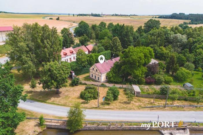 Prodej rodinného domu, Kostelec, 200 m2