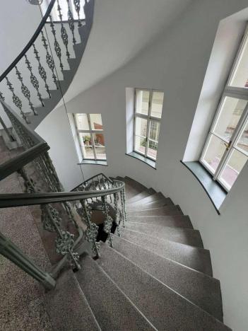 Pronájem bytu 2+kk, Praha - Žižkov, Jeseniova, 45 m2