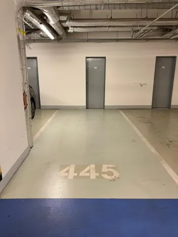 Pronájem garážového stání, Praha - Žižkov, Olšanská, 6 m2