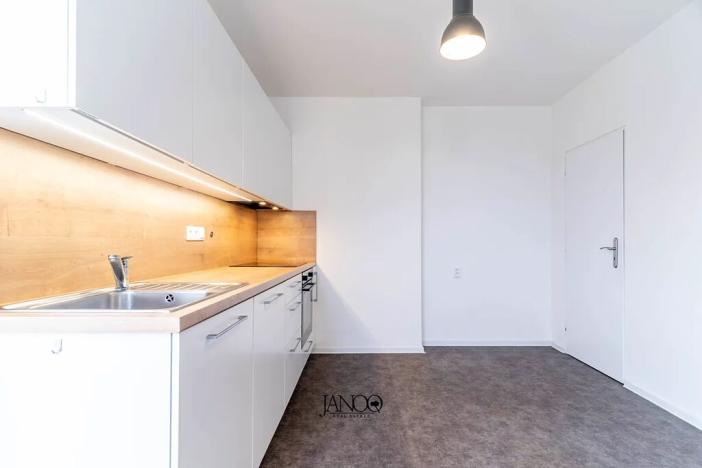 Pronájem bytu 1+1, Brno, Stojanova, 60 m2