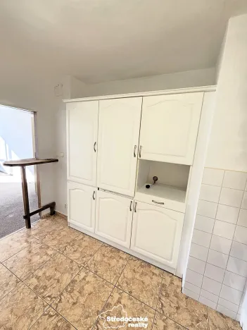 Pronájem bytu 2+kk, Praha, Proutěná, 49 m2