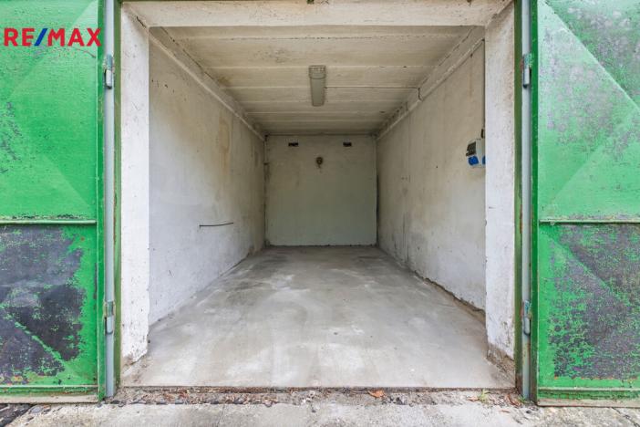 Prodej garáže, Praha, 14 m2