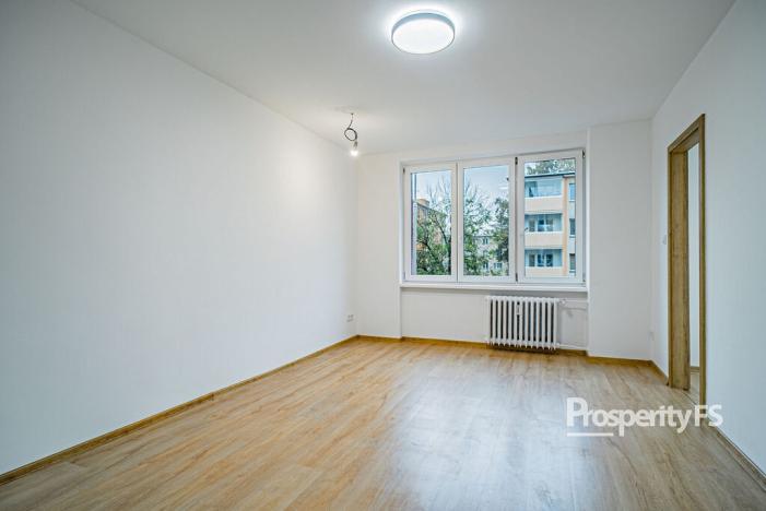 Prodej bytu 2+1, Karviná - Ráj, Kosmonautů, 52 m2