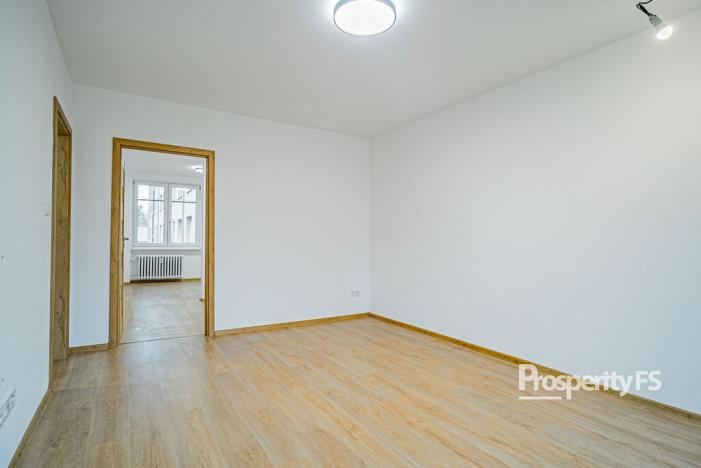 Prodej bytu 2+1, Karviná - Ráj, Kosmonautů, 52 m2