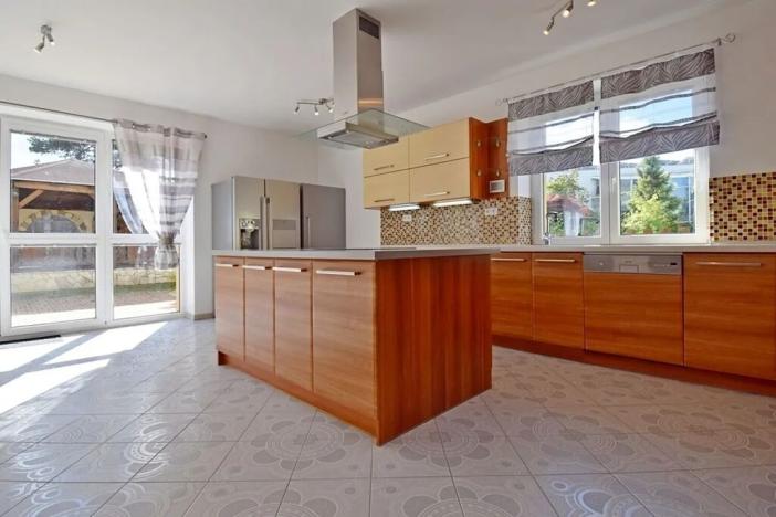 Pronájem rodinného domu, Praha - Stodůlky, Pod viaduktem, 380 m2