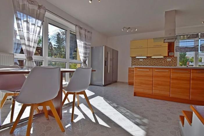 Pronájem rodinného domu, Praha - Stodůlky, Pod viaduktem, 380 m2