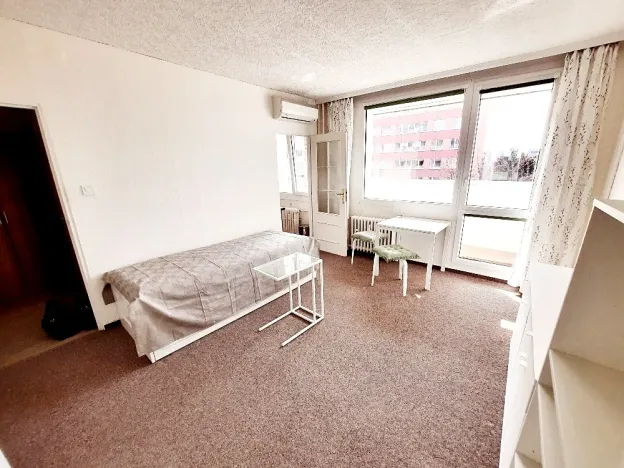Prodej bytu 1+1, Praha - Podolí, Kaplická, 33 m2
