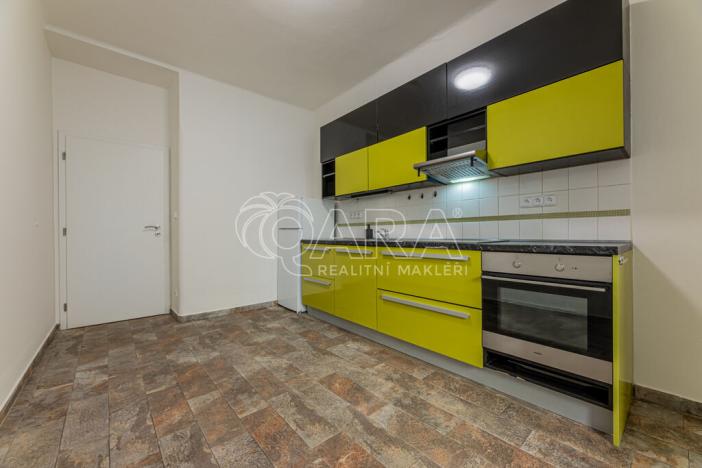 Pronájem bytu 3+1, Praha - Vinohrady, Soběslavská, 84 m2