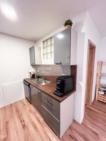 Pronájem bytu 3+kk, Šaratice, Náves, 45 m2