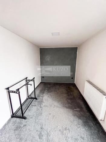 Pronájem bytu 3+kk, Šaratice, Náves, 45 m2