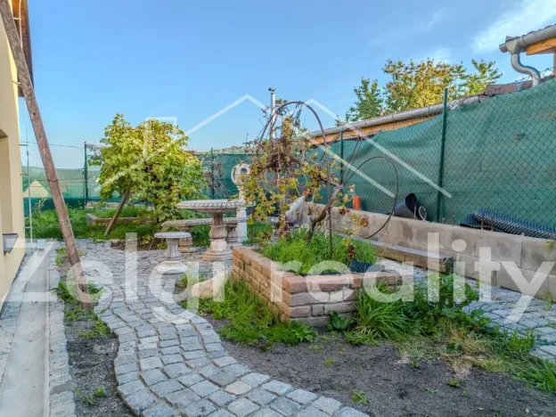 Prodej apartmánu, Lednice, 200 m2