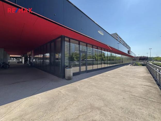 Pronájem obchodního prostoru, Hradec Králové, třída Edvarda Beneše, 220 m2