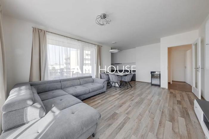 Pronájem bytu 4+kk, Praha - Vysočany, Smržových, 100 m2