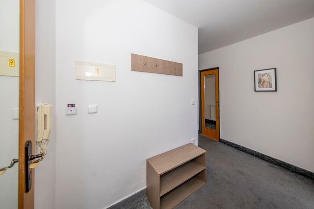 Pronájem bytu 2+kk, Praha - Smíchov, U Santošky, 50 m2