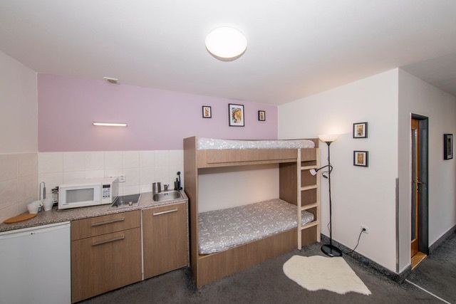 Pronájem bytu 2+kk, Praha - Smíchov, U Santošky, 50 m2