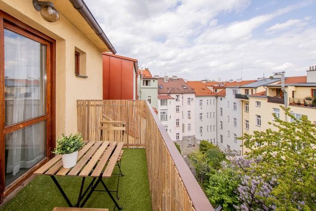 Pronájem bytu 2+kk, Praha - Smíchov, U Santošky, 50 m2