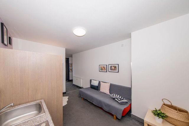 Pronájem bytu 2+kk, Praha - Smíchov, U Santošky, 50 m2