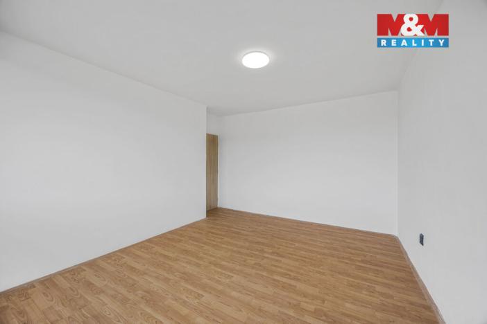 Pronájem bytu 3+1, Hronov, Hostovského, 71 m2