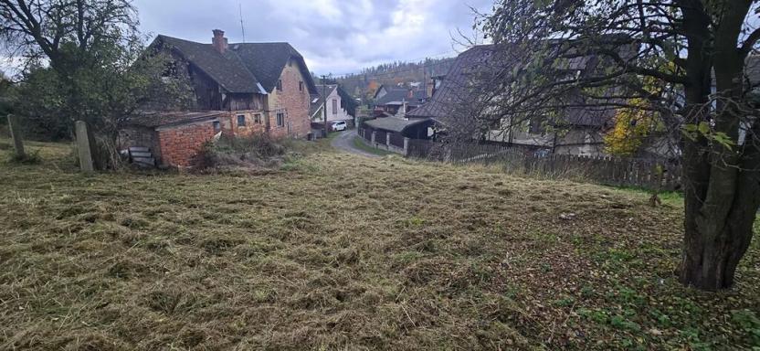 Prodej pozemku pro bydlení, Bratrušov, 671 m2