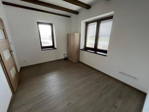 Pronájem rodinného domu, Sukorady, 109 m2