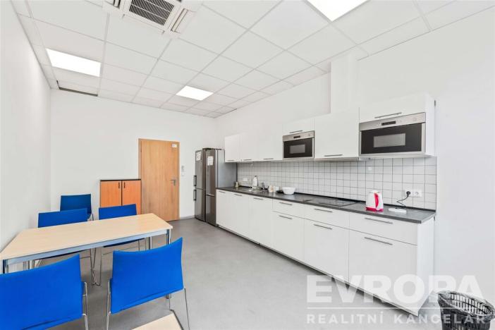 Pronájem kanceláře, Praha - Strašnice, V olšinách, 18 m2