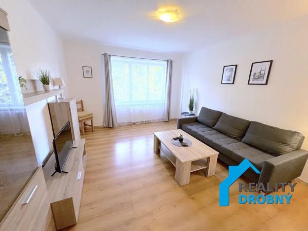 Prodej bytu 2+1, Děčín, Dobrovského, 56 m2