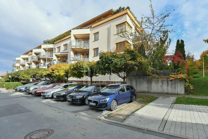 Pronájem bytu 2+kk, Praha - Košíře, Naskové, 60 m2