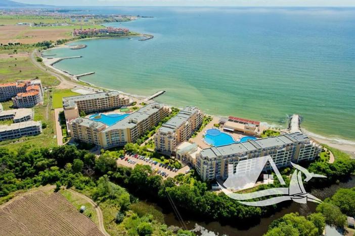 Prodej bytu 1+kk, Aheloy, Bulharsko, 67 m2