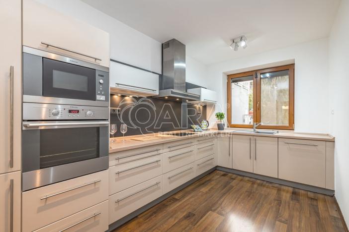 Prodej rodinného domu, Zbuzany, Lomená, 162 m2