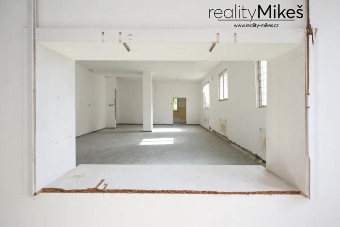 Prodej komerční nemovitosti, Liberec, Výletní, 1088 m2