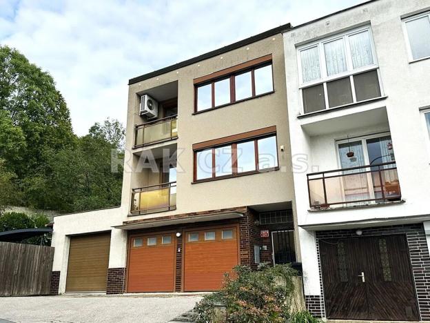 Pronájem bytu 3+1, Praha - Smíchov, Zdíkovská, 81 m2