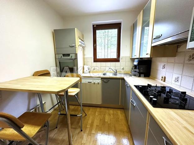 Pronájem bytu 3+1, Praha - Smíchov, Zdíkovská, 81 m2