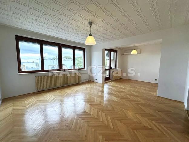 Pronájem bytu 3+1, Praha - Smíchov, Zdíkovská, 81 m2