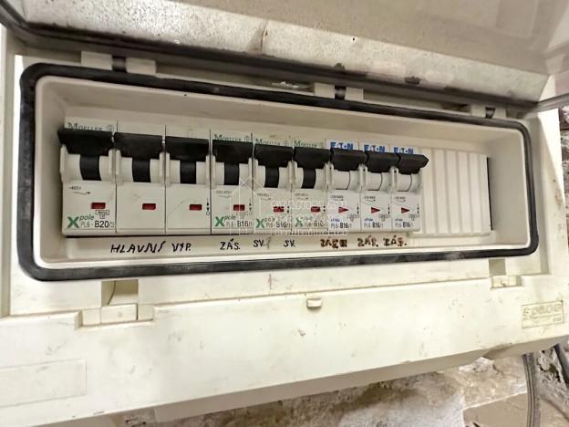 Pronájem výrobních prostor, Praha - Karlín, Pernerova, 89 m2