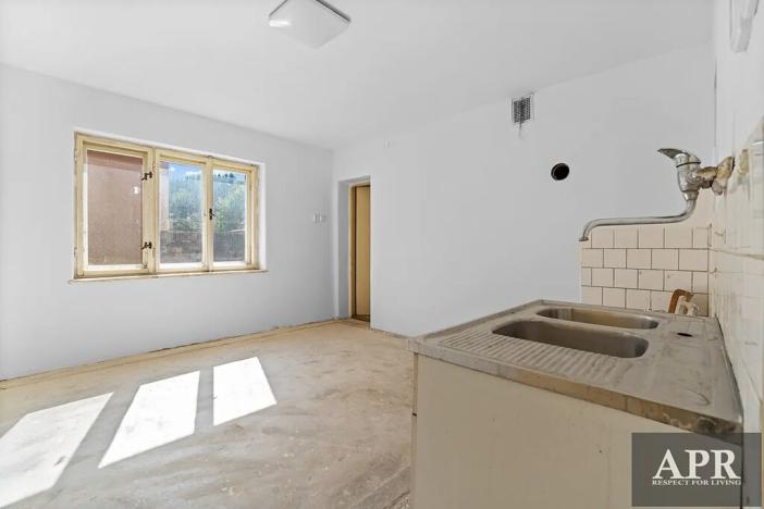 Prodej chalupy, Lopeník, 181 m2