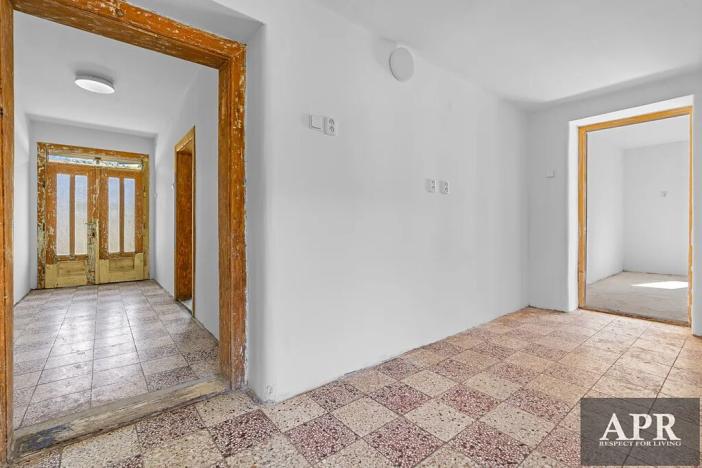 Prodej rodinného domu, Lopeník, 181 m2
